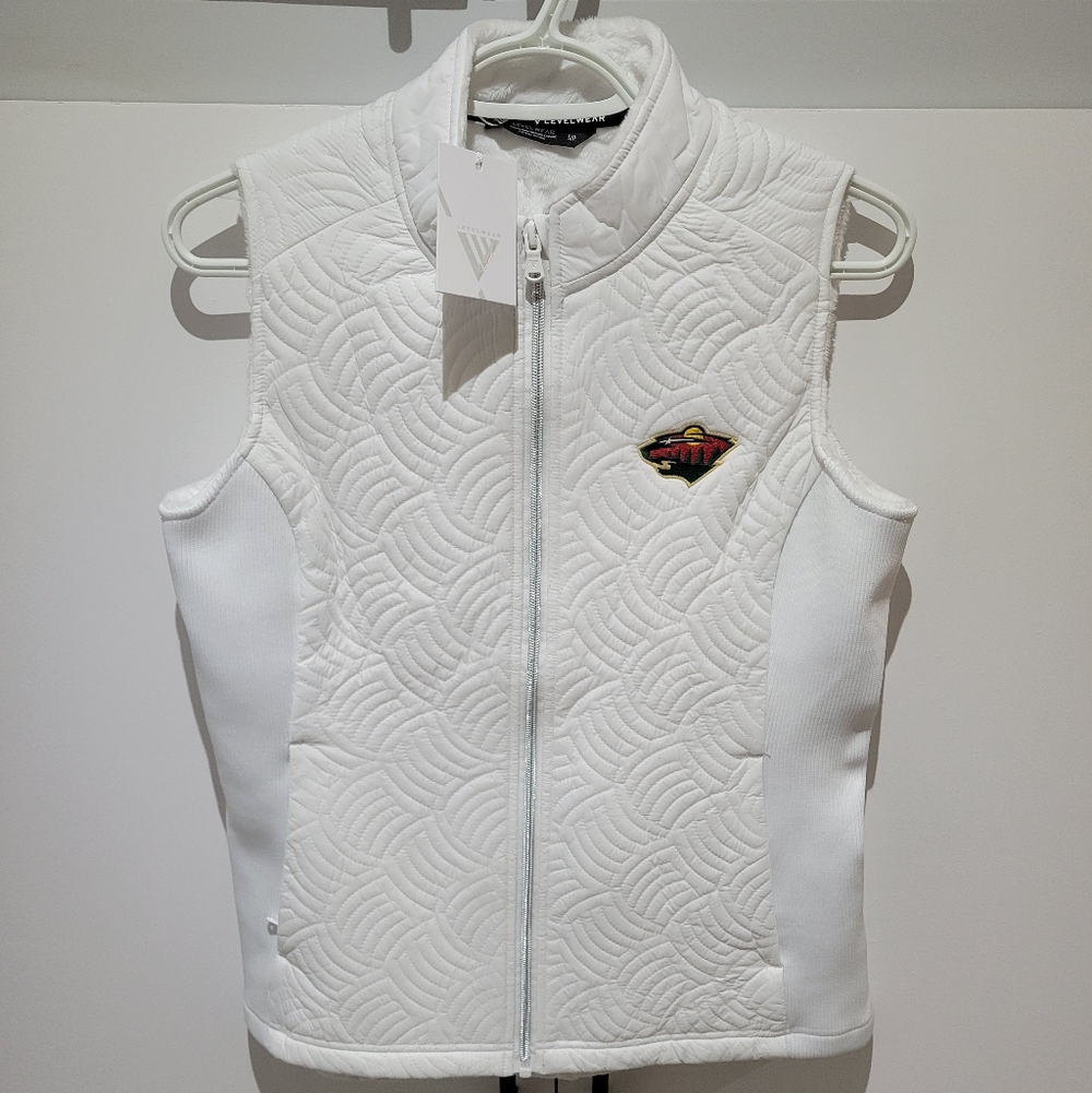 New Elegant Minnesota Wild Women's crisp White Quilted Vest Levelwear, Small